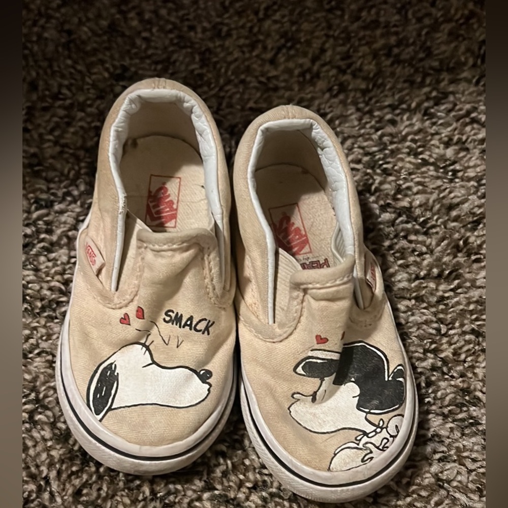 Vans 5t snoopy